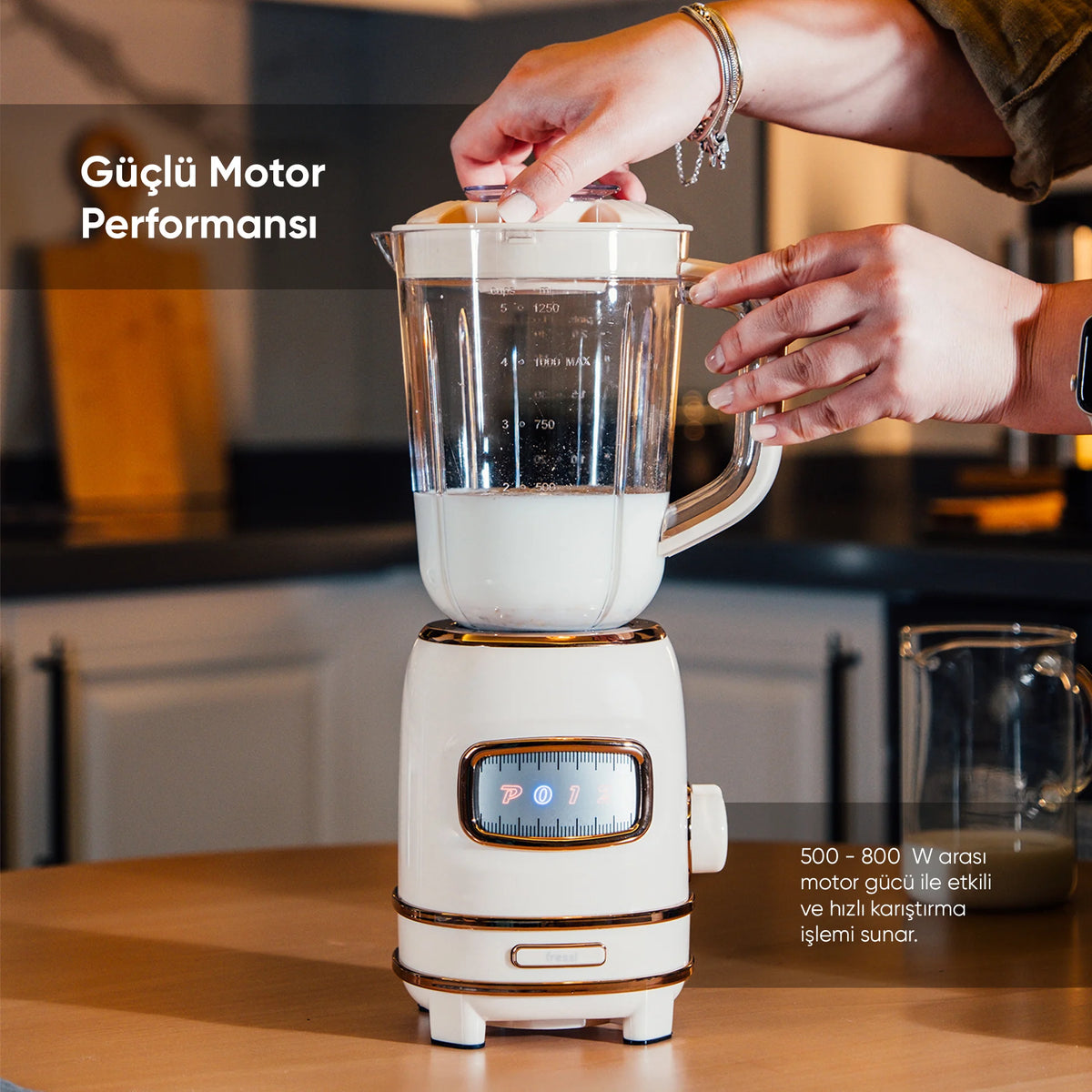 FR-BL01 Retroblend Kişisel Blender Seti Öğütücülü Smoothie Şişeli Blender 1,0 Litre Blendir Seti - Krem