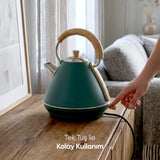 FR-KT07 Retro Mavera 1,7 Litre Ahşap Kulp Detaylı Kettle Su Isıtıcısı - Yeşil
